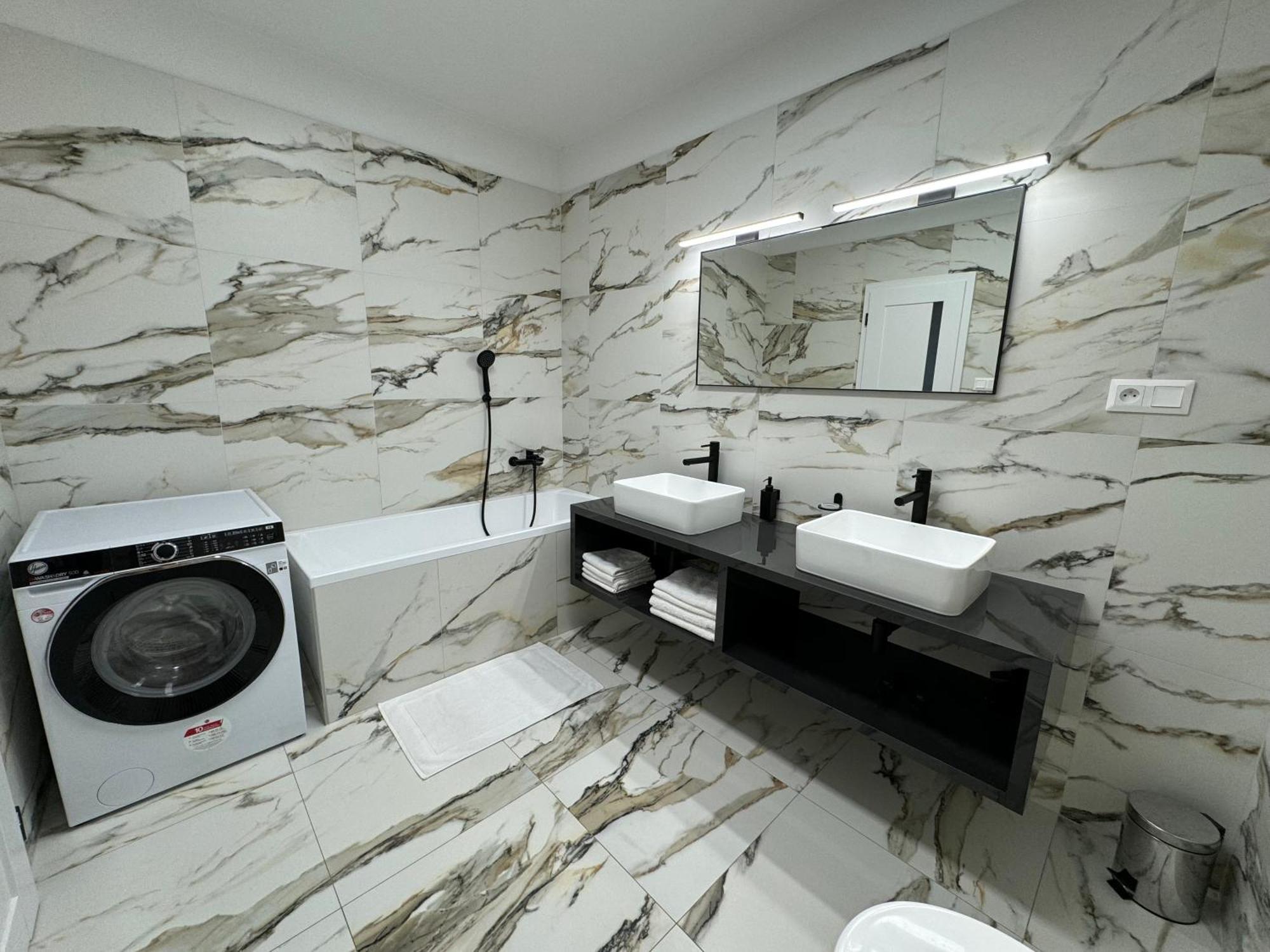Project Ik Luxury Apartments Sered' Exterior photo